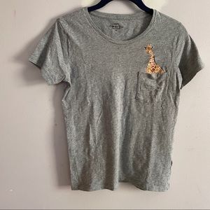 Gray Tee with Giraffe
